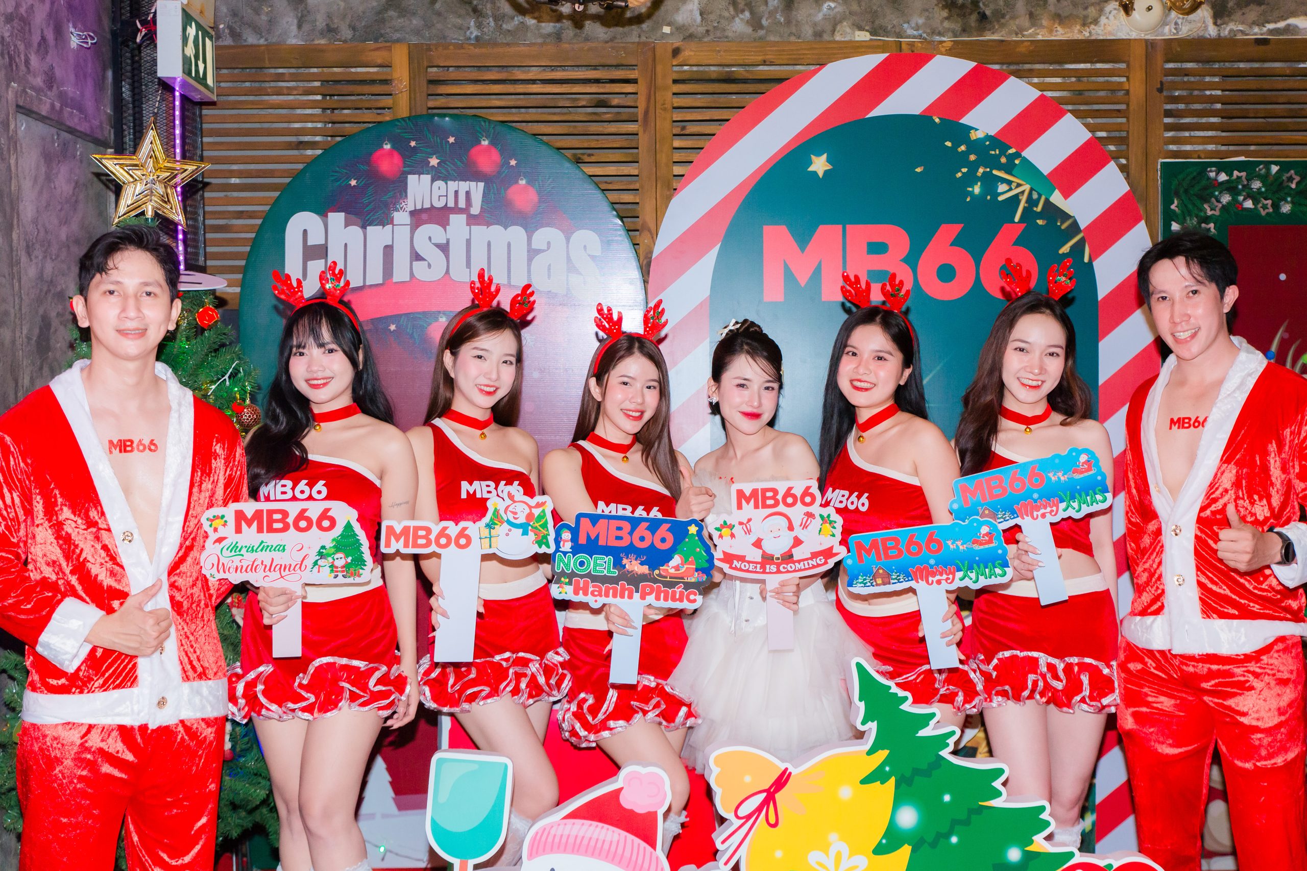 Mùa Giáng sinh an lành, vui vẻ cùng sự kiện “Christmas Wonderland” của MB66